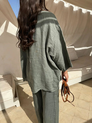 Completo due pezzi donna lino – Camicia bottoni e pantaloni morbidi, vestibilità rilassata-82126-0bc6e245-ed04-41e0-ba43-cb1a8311b14d