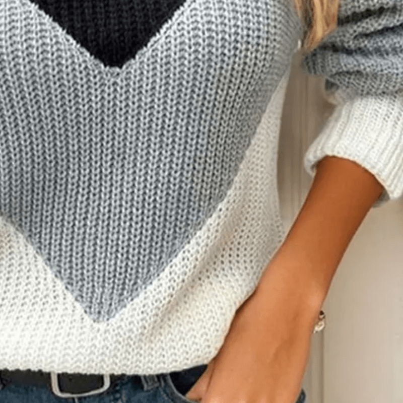 Maglione Chic con Zip e Motivo Chevron
