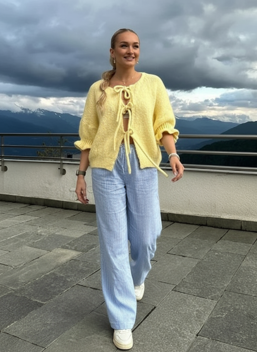 Cardigan Estivo con Laccetti Giallo Pastello