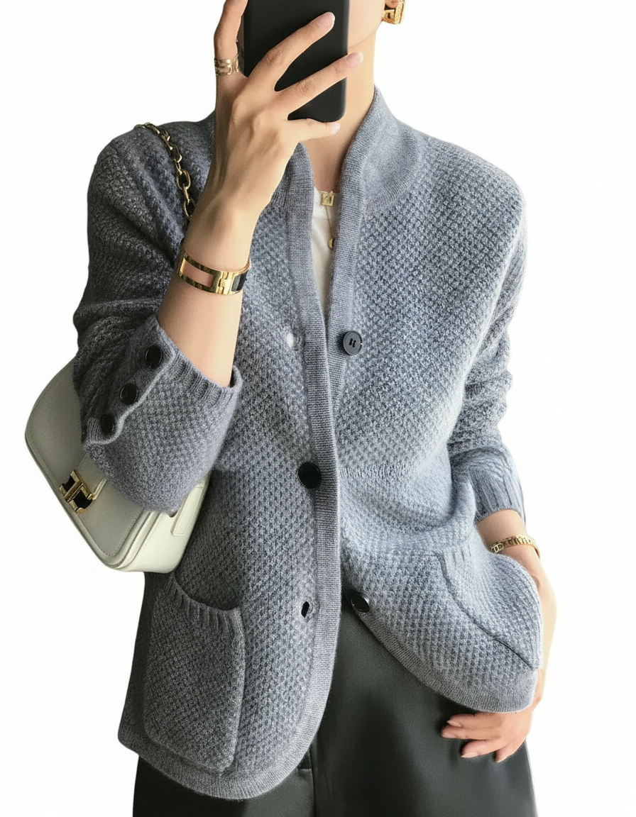 Cardigan Elegante con Bottoni | Dorio Moda