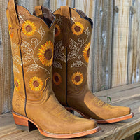 Stivali Western con Girasoli Ricamati | Dorio Moda