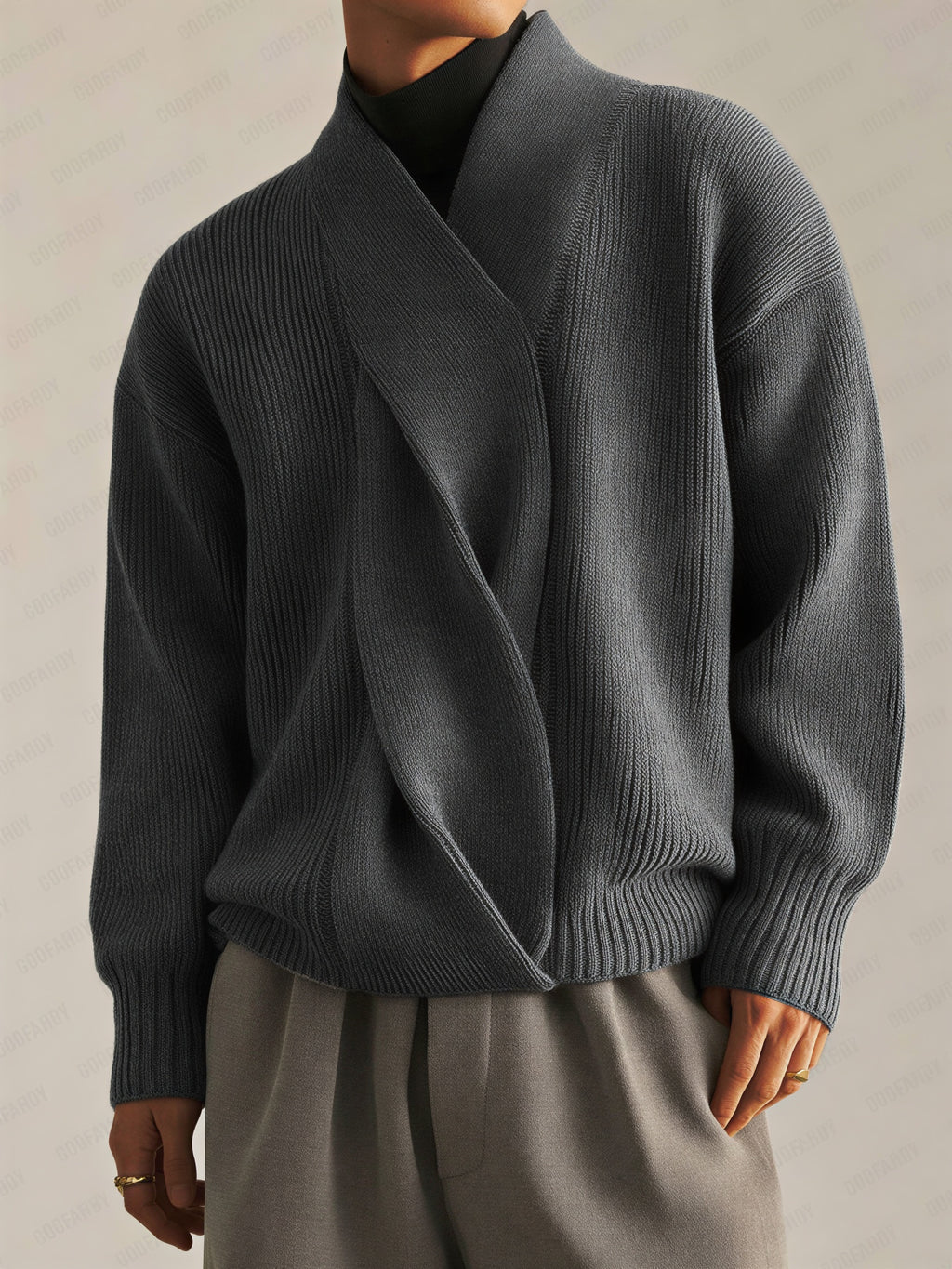 Maglione Uomo | Scollo Incrociato Contemporaneo | Autunno