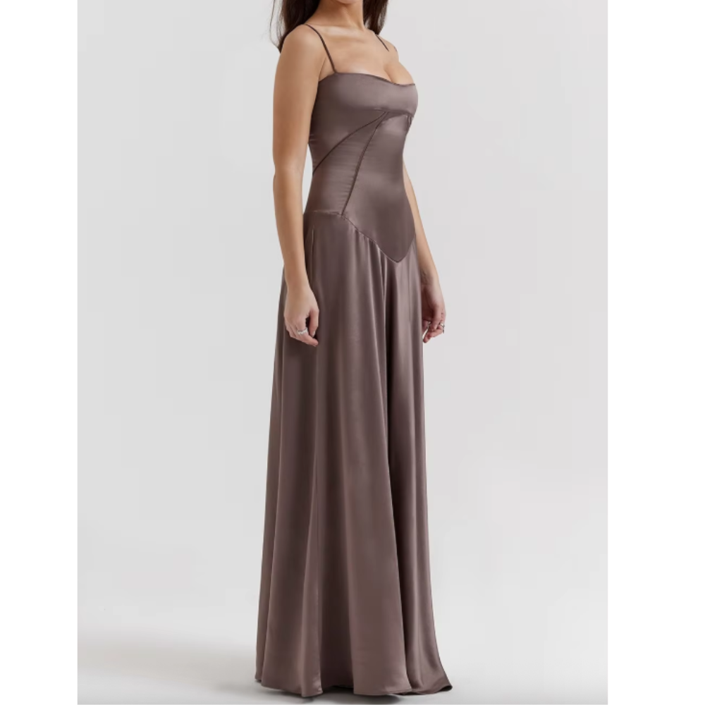 Abito Lungo: Eleganza Senza Tempo per Occasioni Speciali