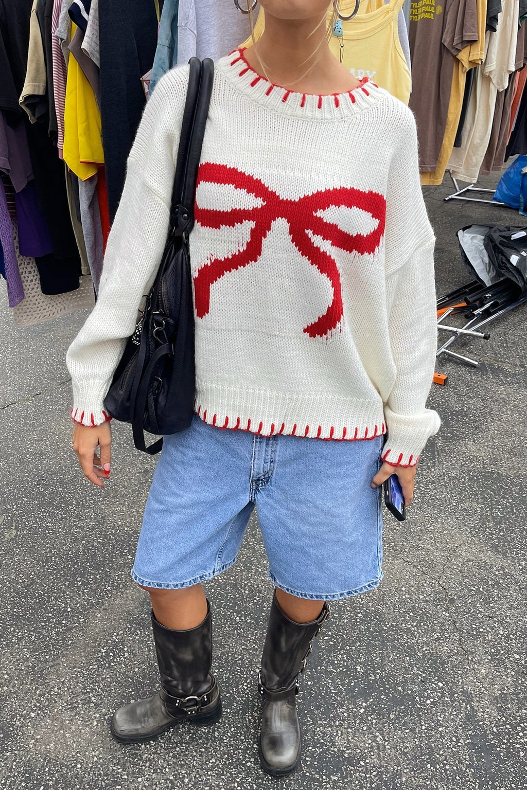 Maglia Chic con Fiocco Rosso