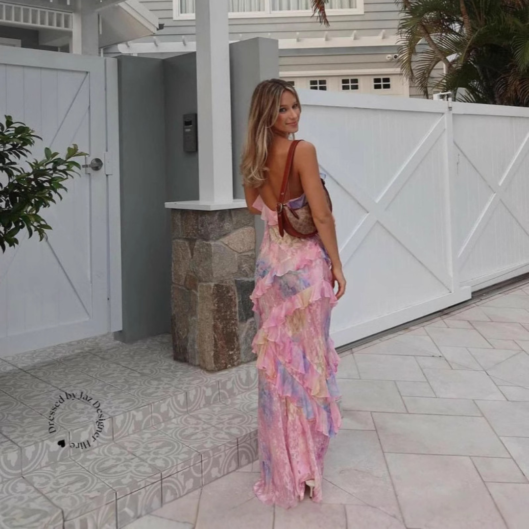 Abito Estivo Fluido – Dettagli Rouches e Spalline Sottili