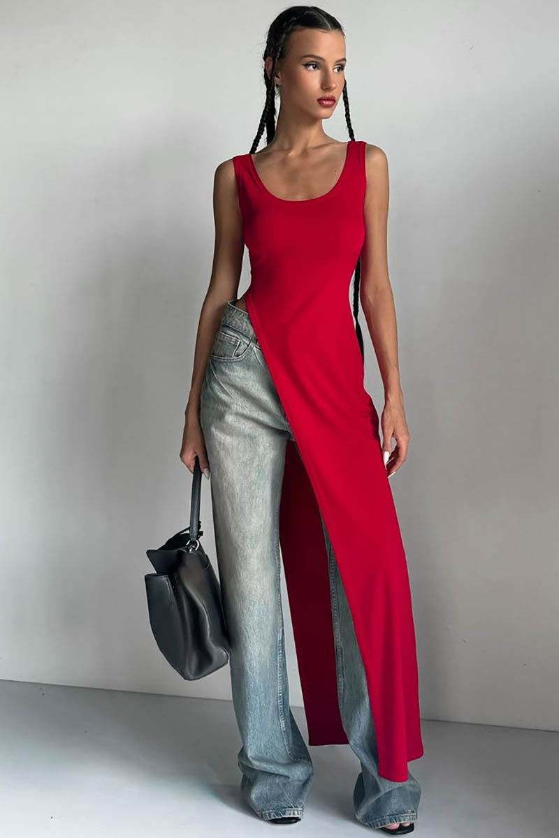 Abito/Top Minimalista con Spacco Audace