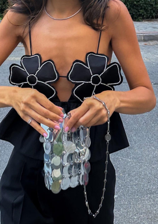 Top con Dettagli Floreali e Peplo