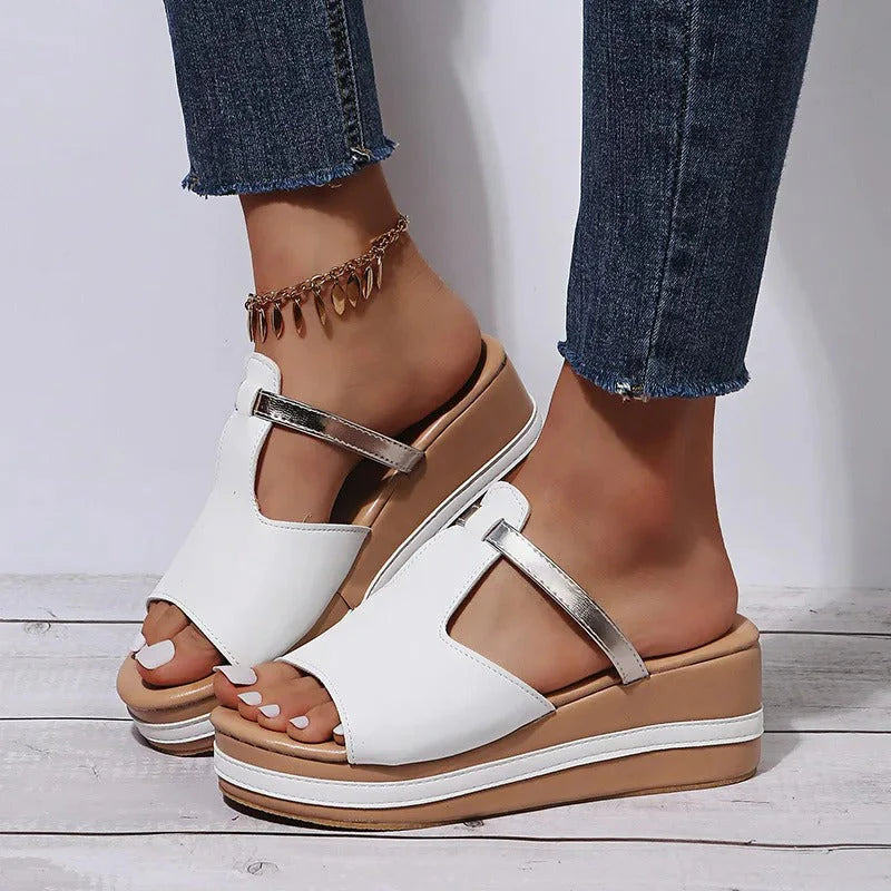 Sandali Eleganti con T-Strap e Plateau