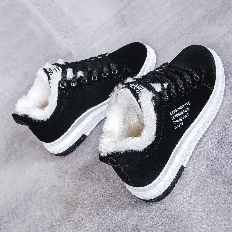 Sneakers Urban Style con Dettagli in Pelliccia
