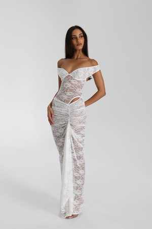 Abito Elegante con Dettagli in Pizzo