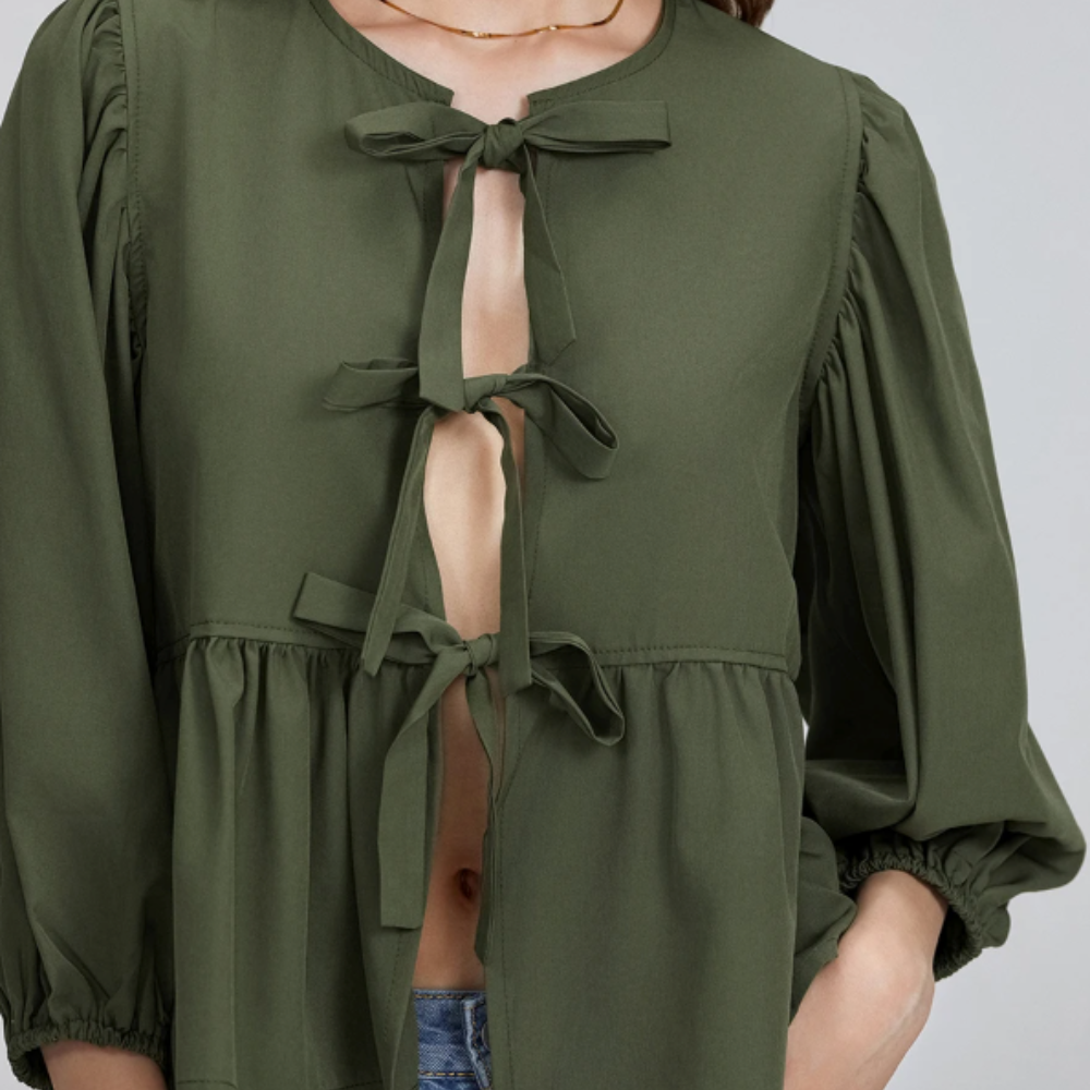 Blusa Elegante con Fiocco e Orlo Peplum – Maniche Tre Quarti