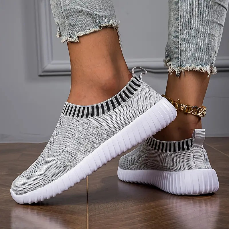 Calzature Slip-On: Libertà di Movimento e Comfort Quotidiano