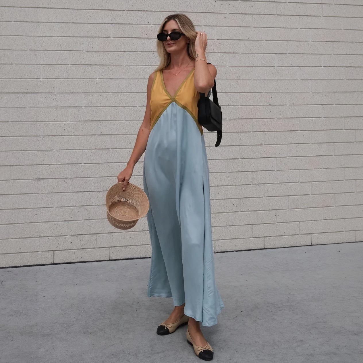Abito Midi Color Block - Eleganza Disinvolta