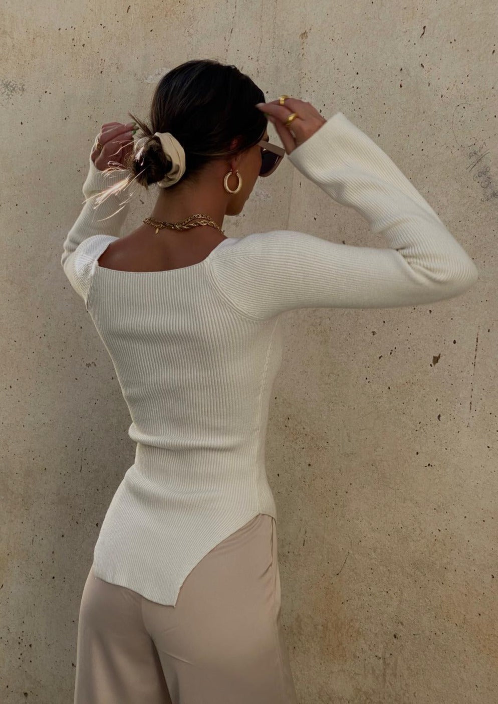 Top a Maniche Lunghe con Scollo Squadrato