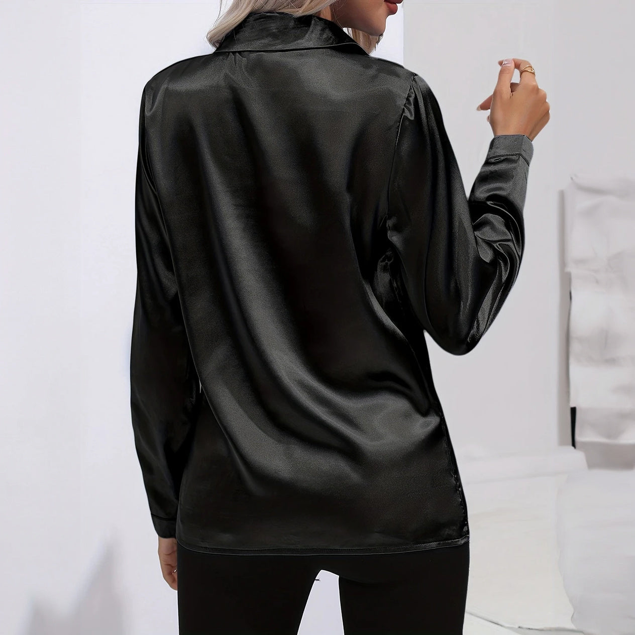 Blusa Chic con Abbottonatura