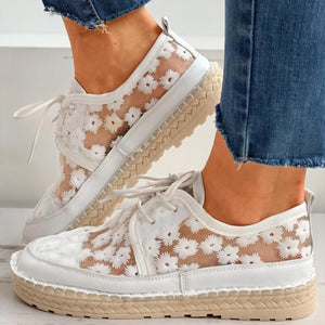 Scarpe Mesh con Ricami Floreali