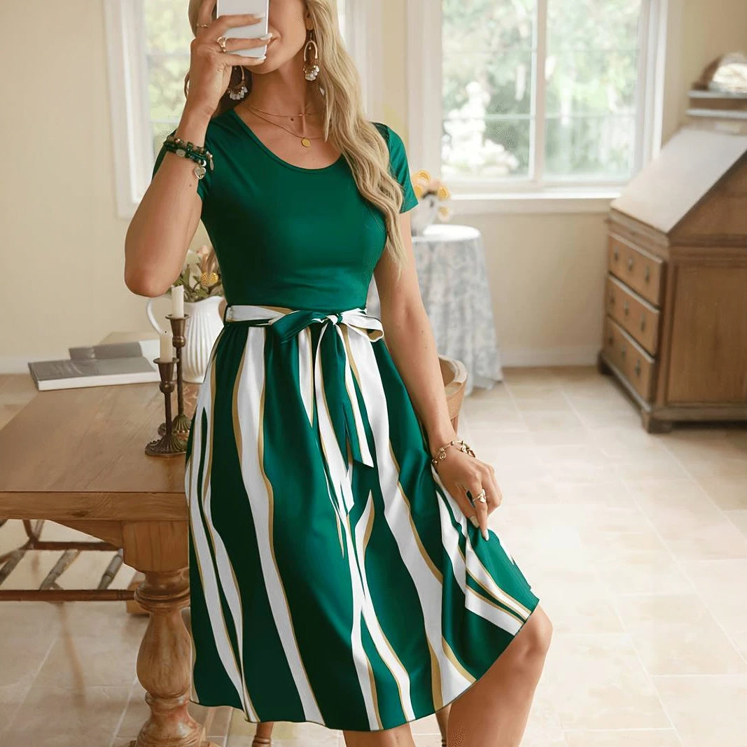 Abito Casual Chic con Gonna Fluttuante