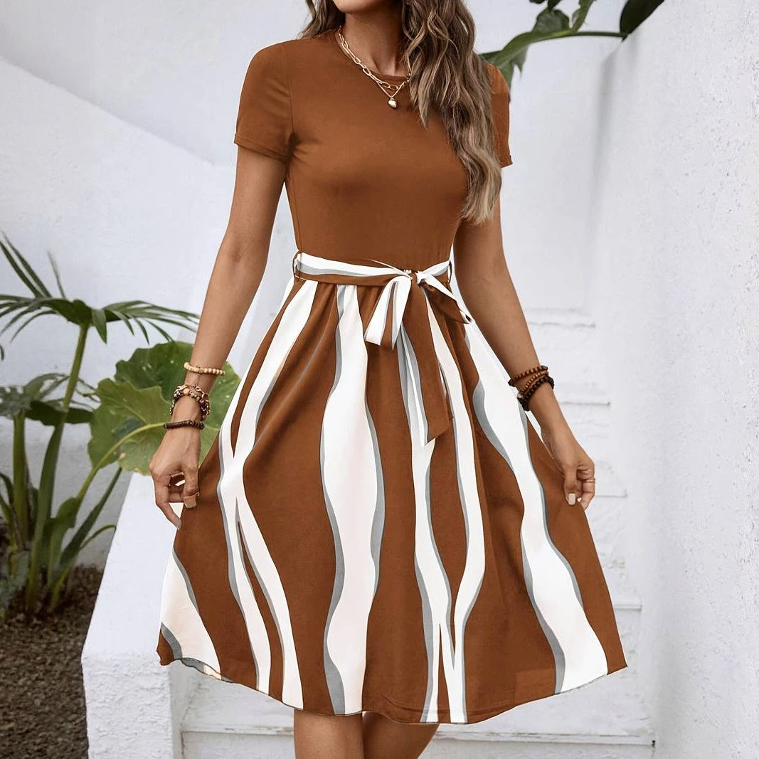 Abito Casual Chic con Gonna Fluttuante