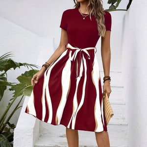 Abito Casual Chic con Gonna Fluttuante