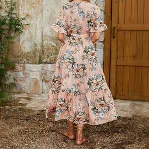 Abito Floreale Elegante e Versatile