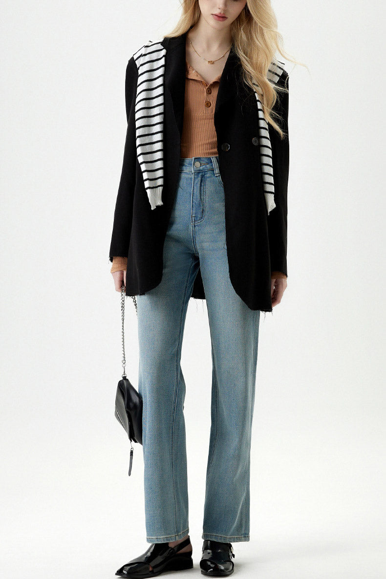 Top a Maniche Lunghe e Jeans a Vita Alta