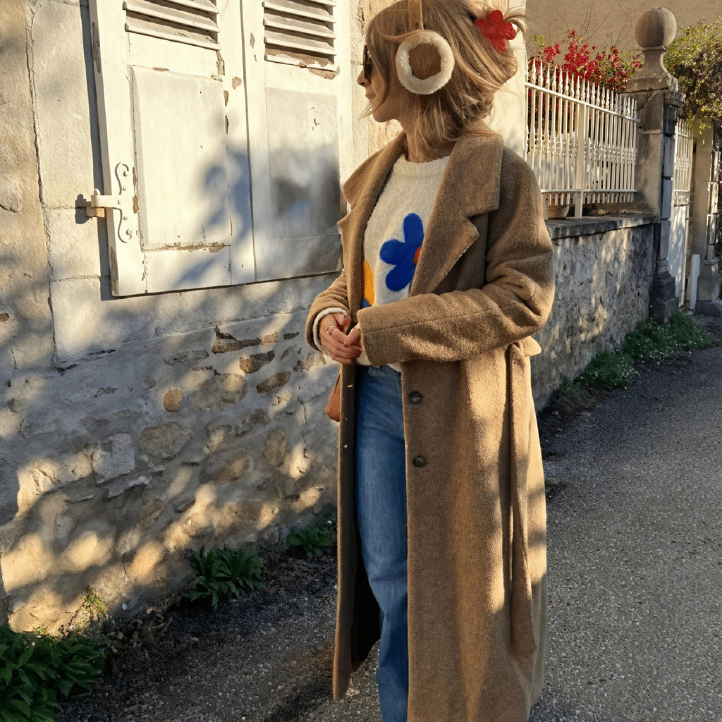Maglione Oversized con Applicazioni Floreali