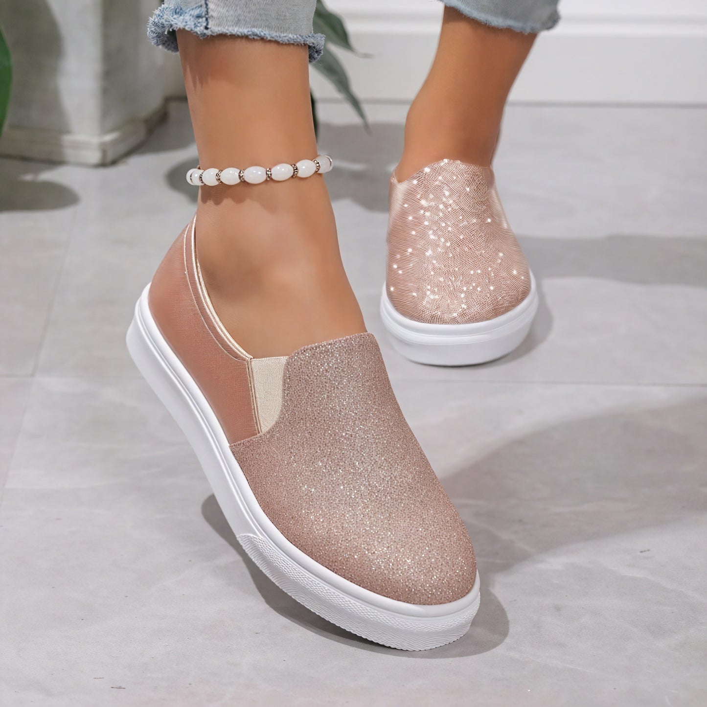 Scarpe Slip-On Eleganti e Versatili