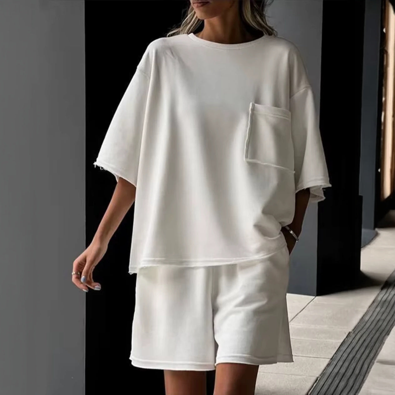 T-shirt Oversized con Tasca
