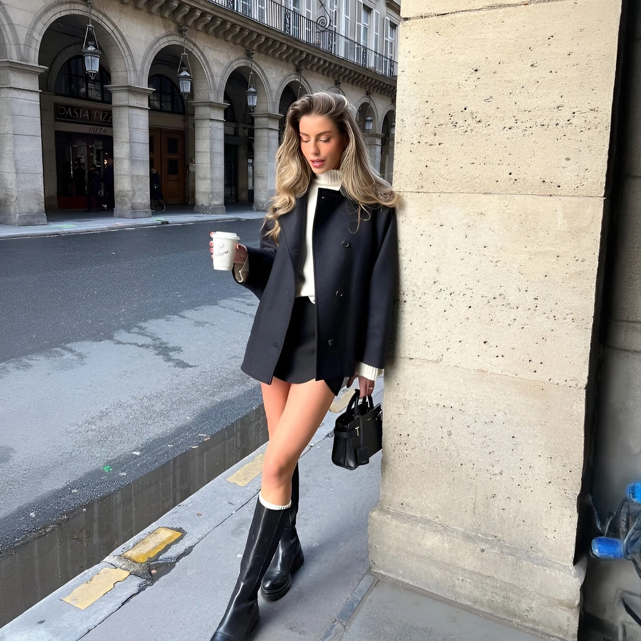 Giacca Oversized Elegante e Versatile