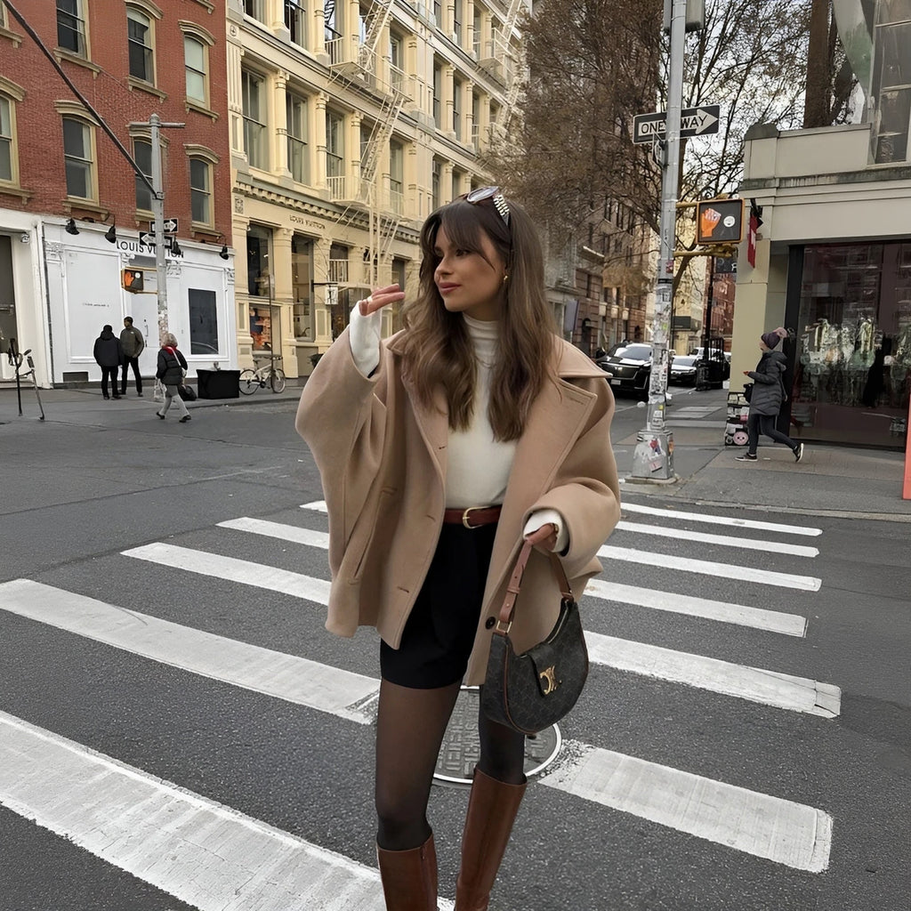 Giacca Oversized Elegante e Versatile