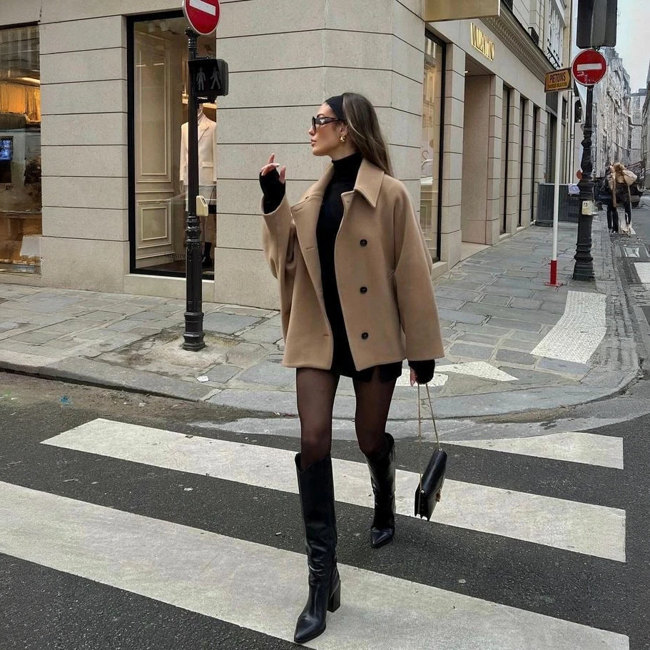 Giacca Oversized Elegante e Versatile