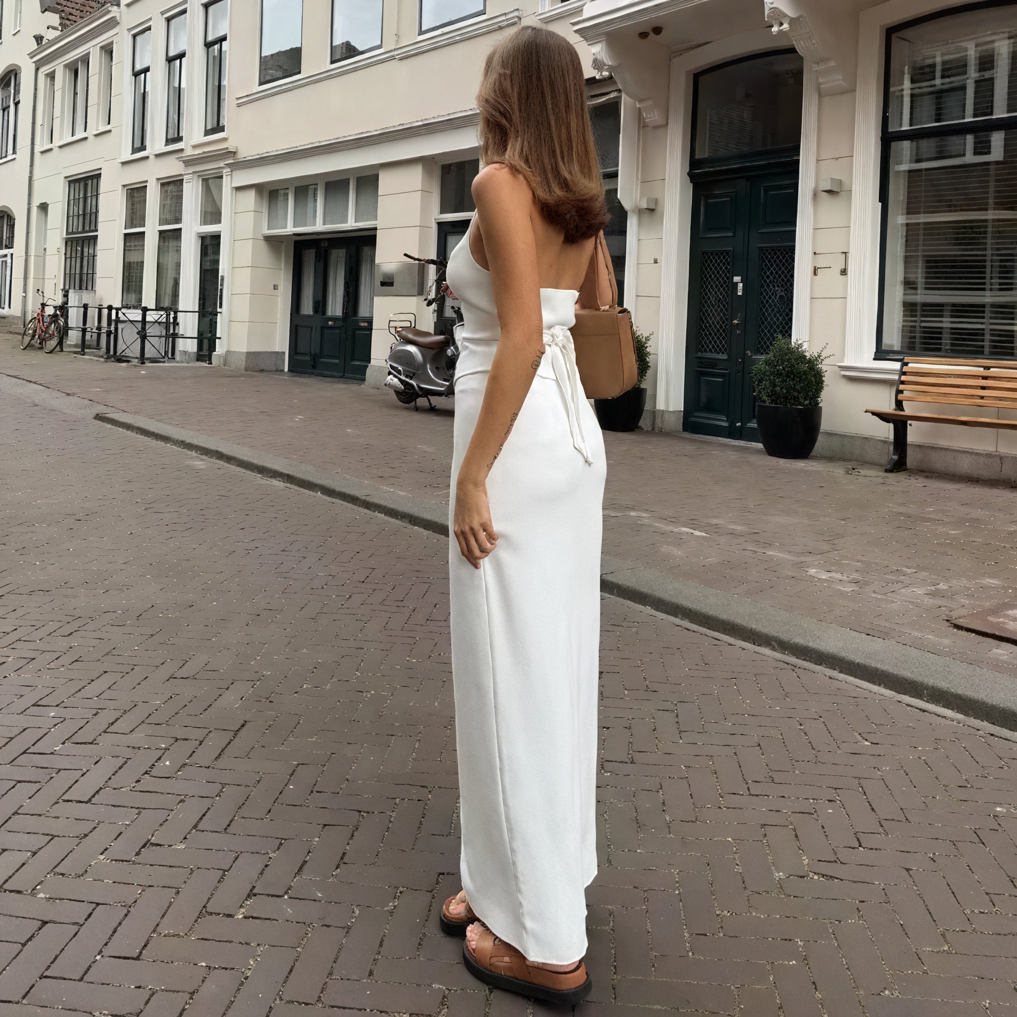 Completo Minimal Chic con Gonna