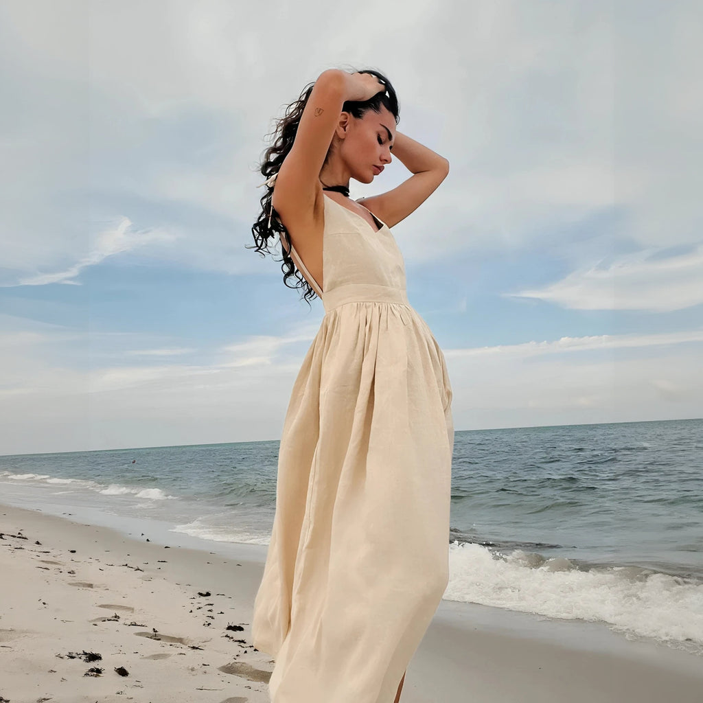 Abito Fluido Estivo con Dettagli Raffinati