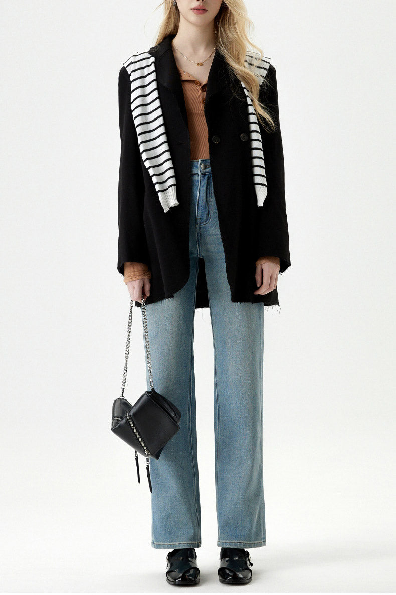 Top a Maniche Lunghe e Jeans a Vita Alta