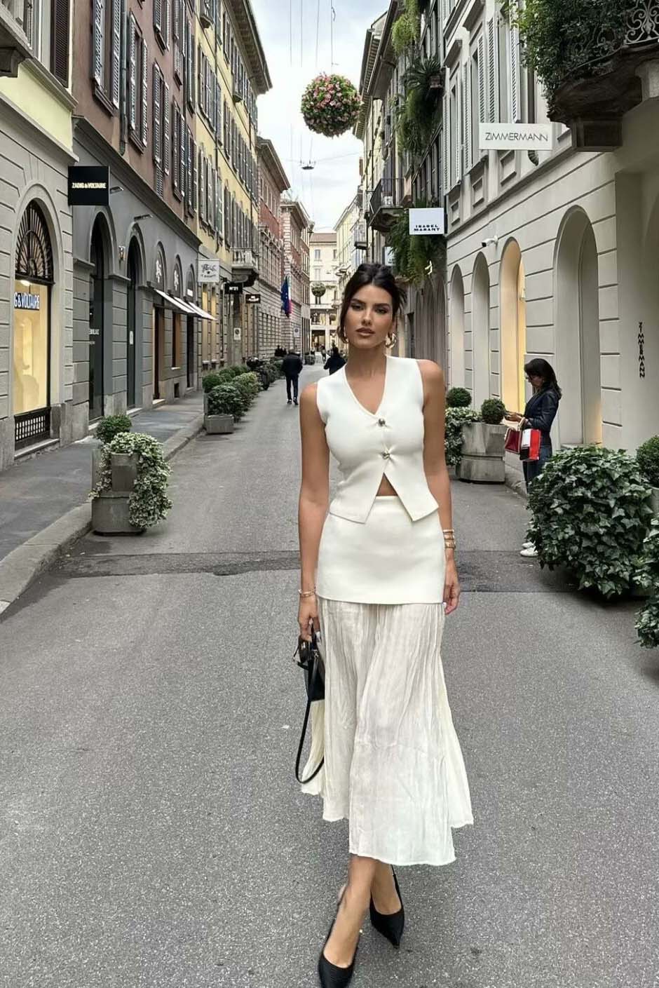 Completo Sofisticato con Gonna Plissettata