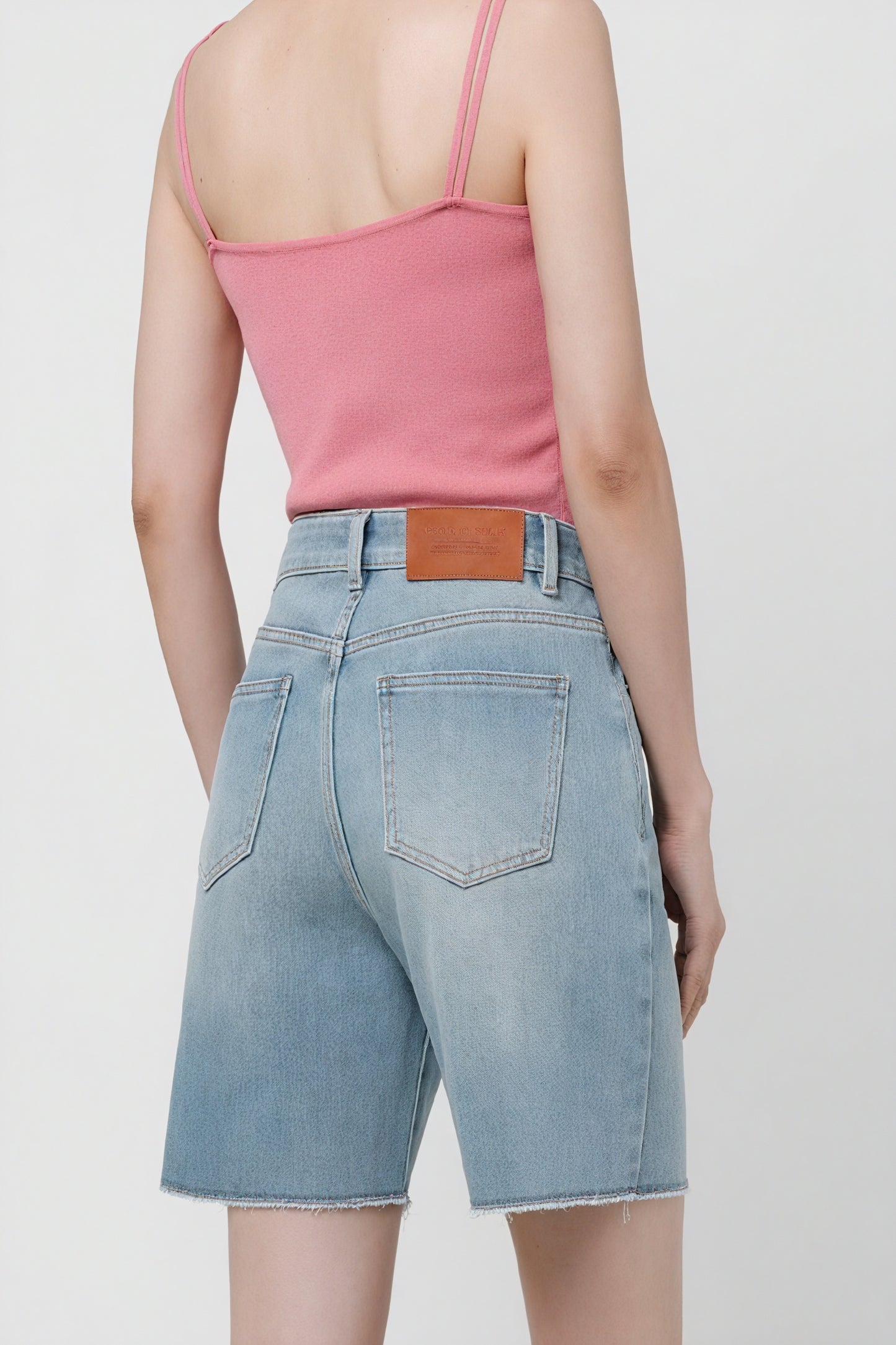 Shorts Denim Vita Media Taglio Vivo