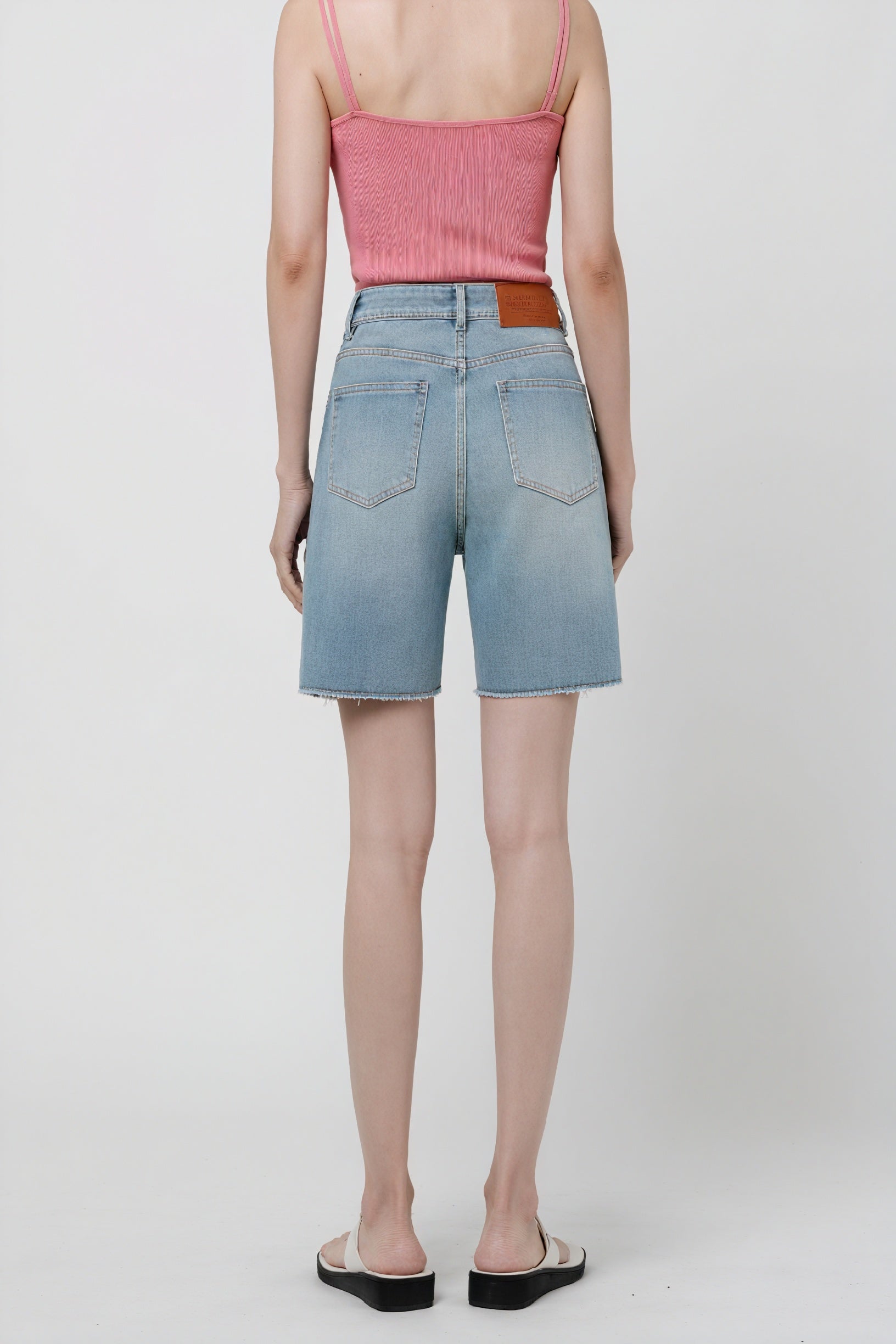 Shorts Denim Vita Media Taglio Vivo