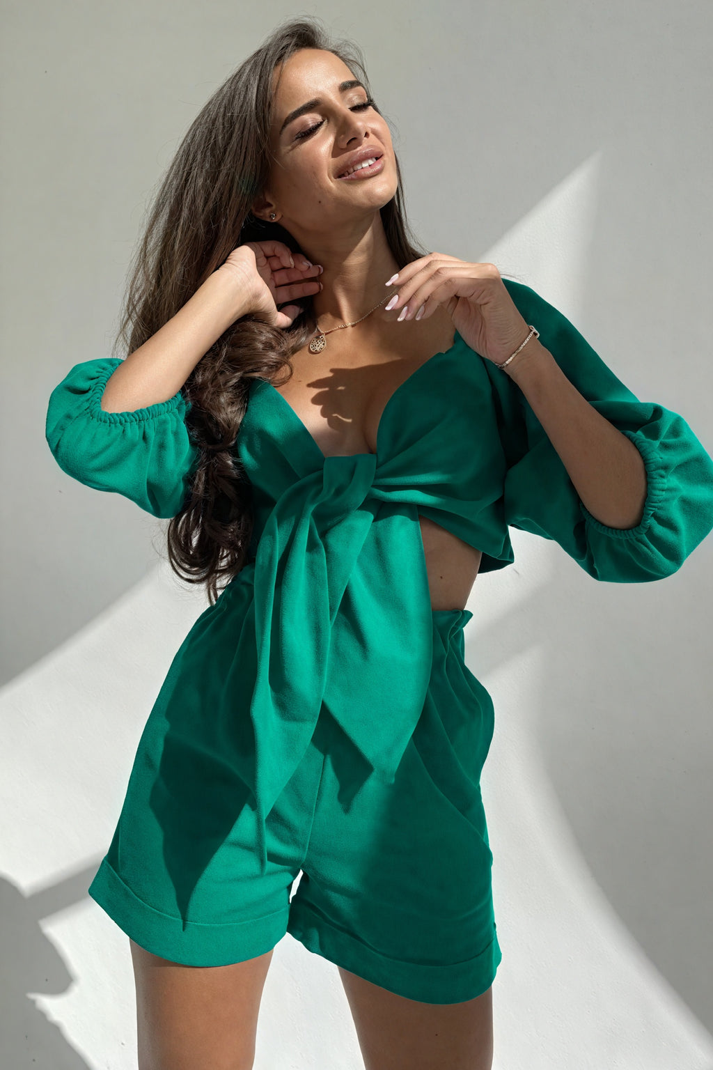 Top con Nodo e Maniche Voluminose