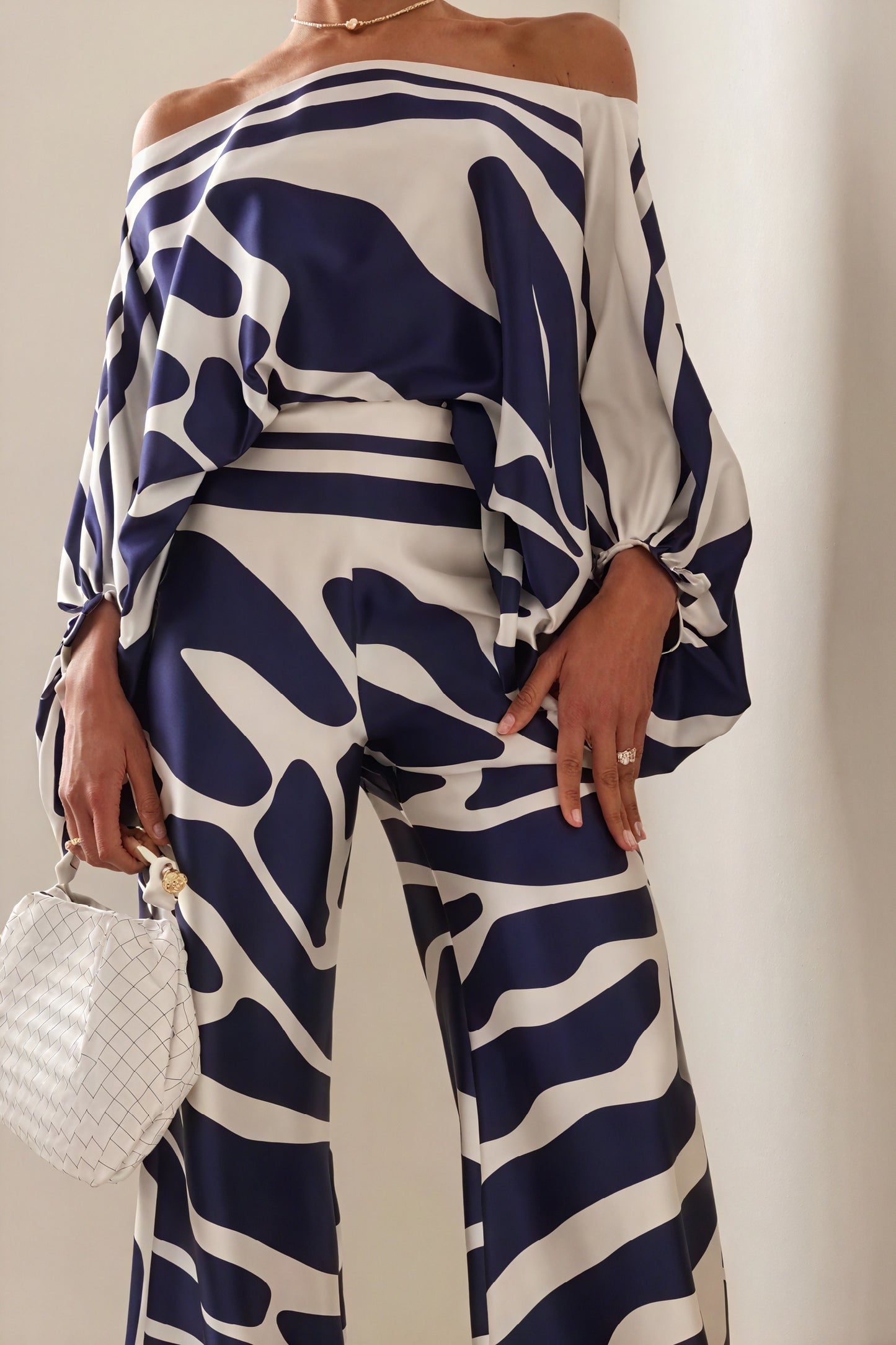 Completo Pantalone Ampio e Top Scultura