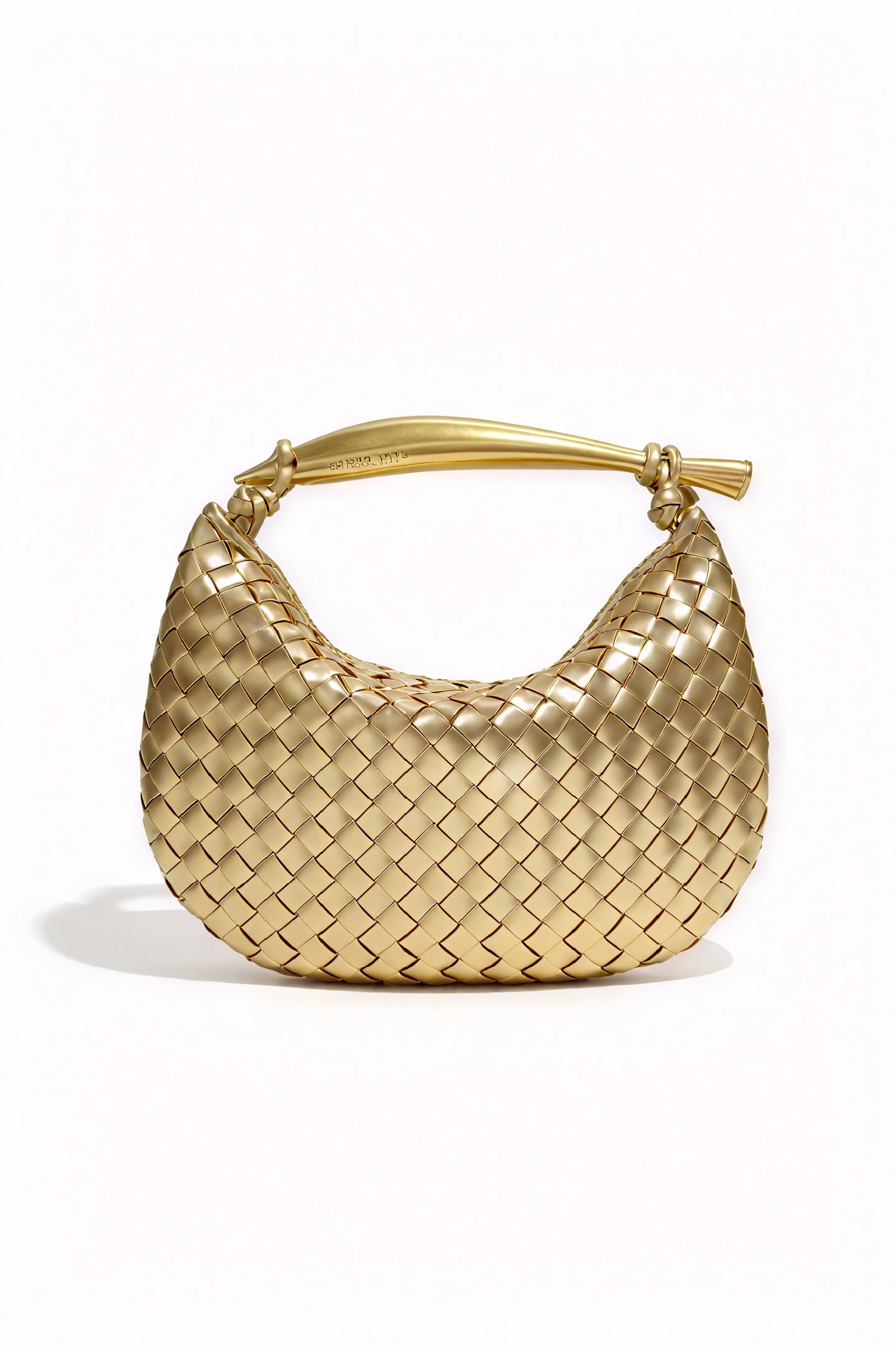 Borsa Intrecciata a Mezzaluna: Eleganza Dorio Moda