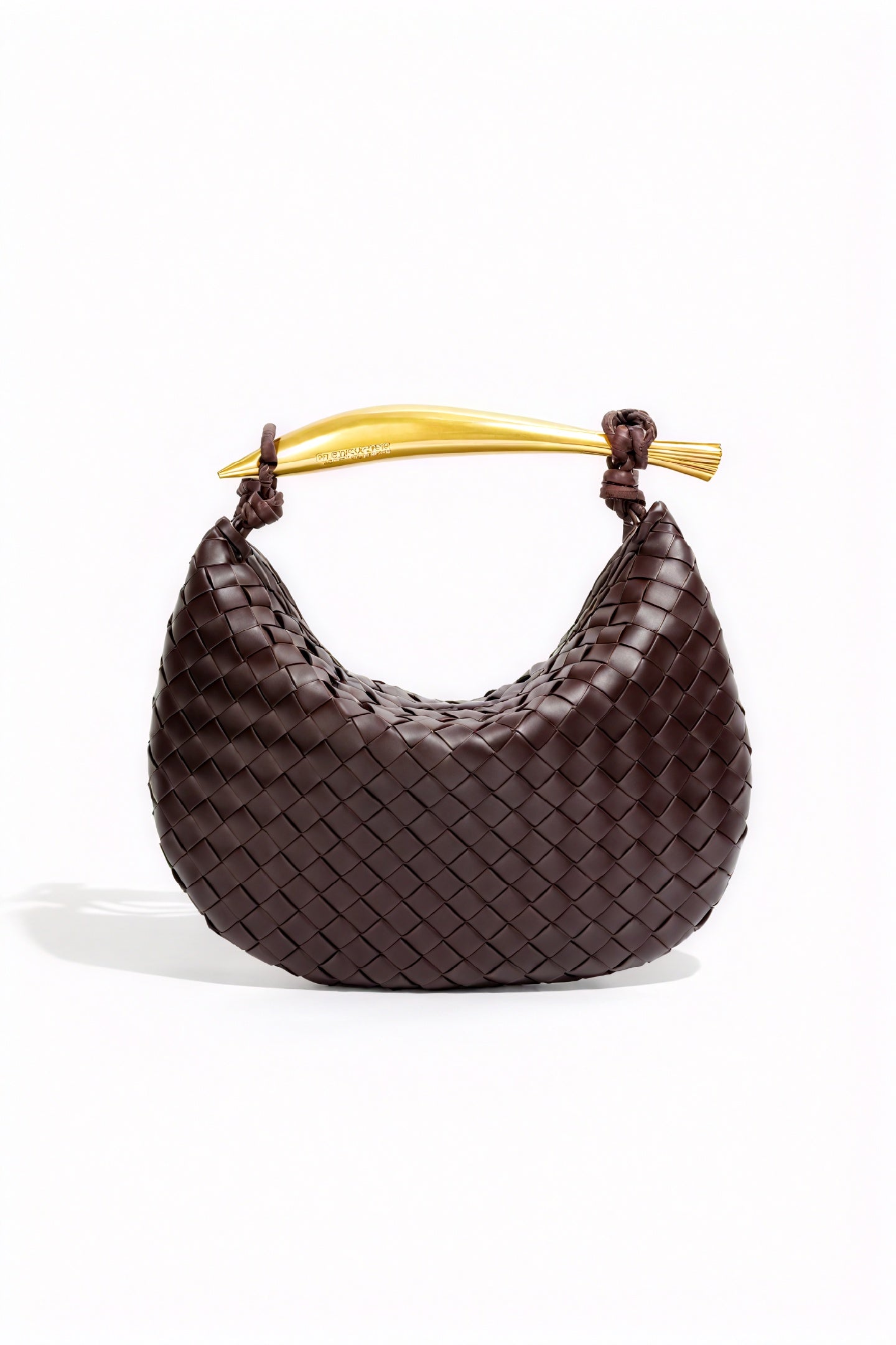Borsa Intrecciata a Mezzaluna: Eleganza Dorio Moda