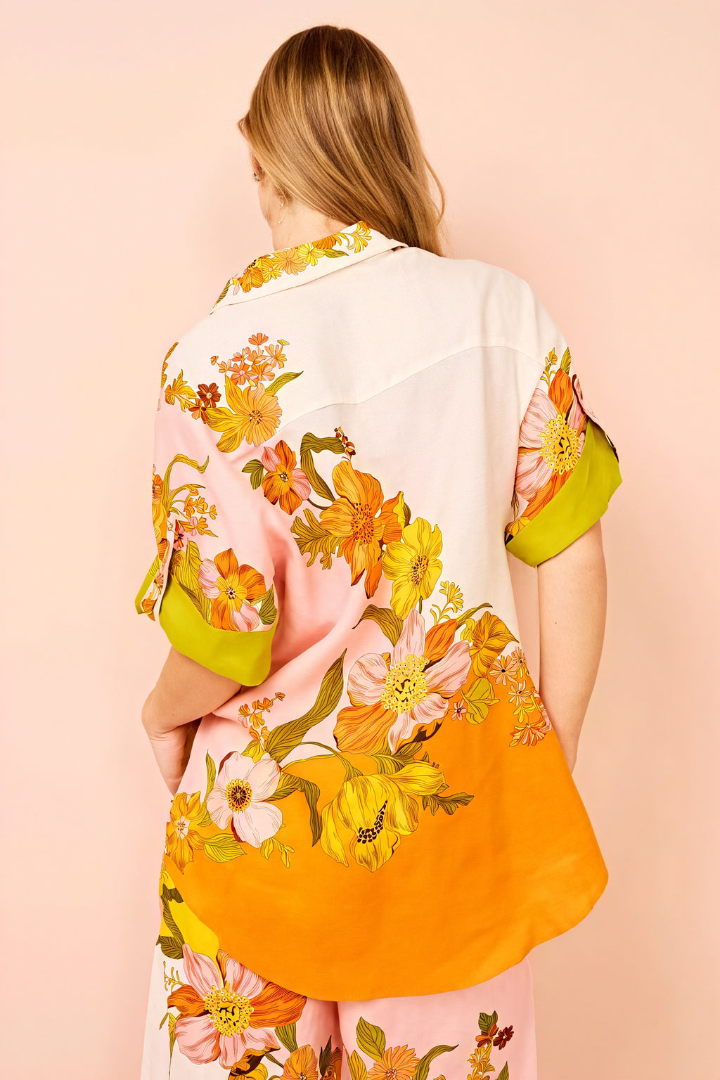 Completo Estivo Floreale - Eleganza Disinvolta