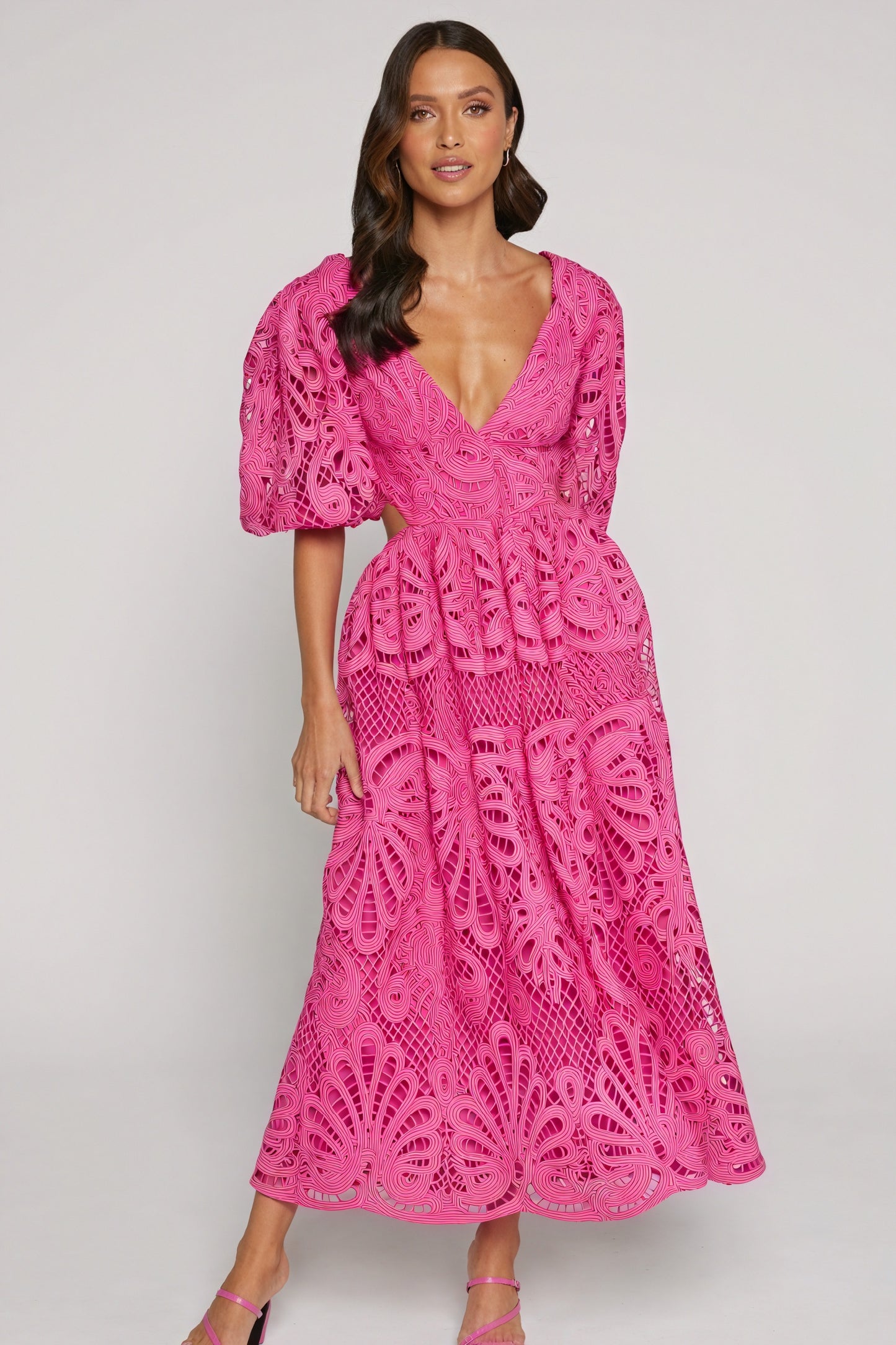 Abito Midi con Dettagli Laser Cut