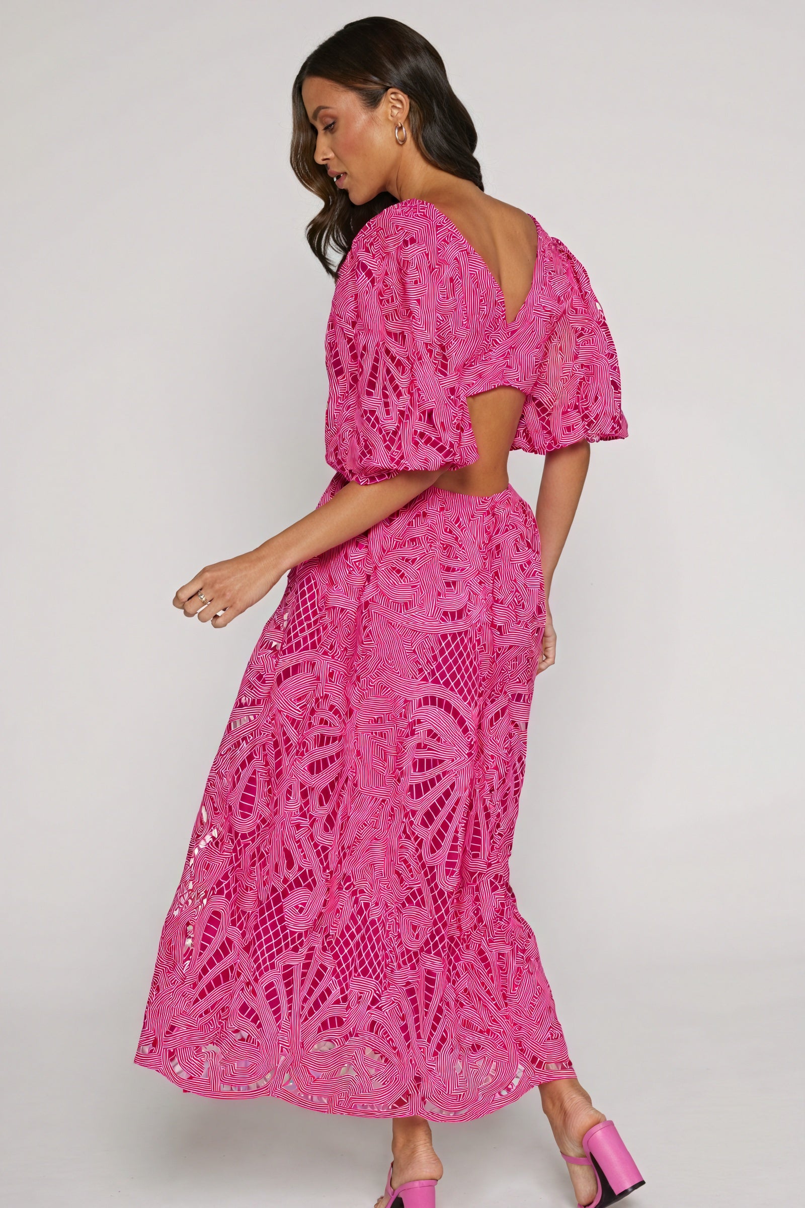 Abito Midi con Dettagli Laser Cut