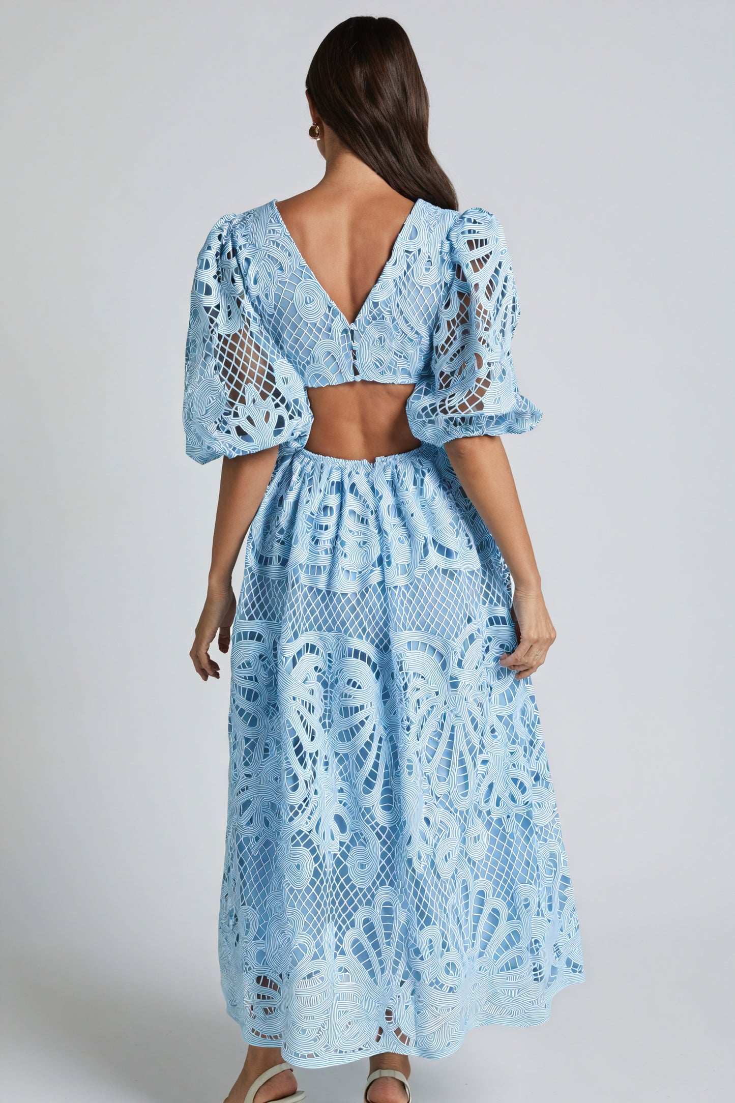 Abito Midi con Dettagli Laser Cut