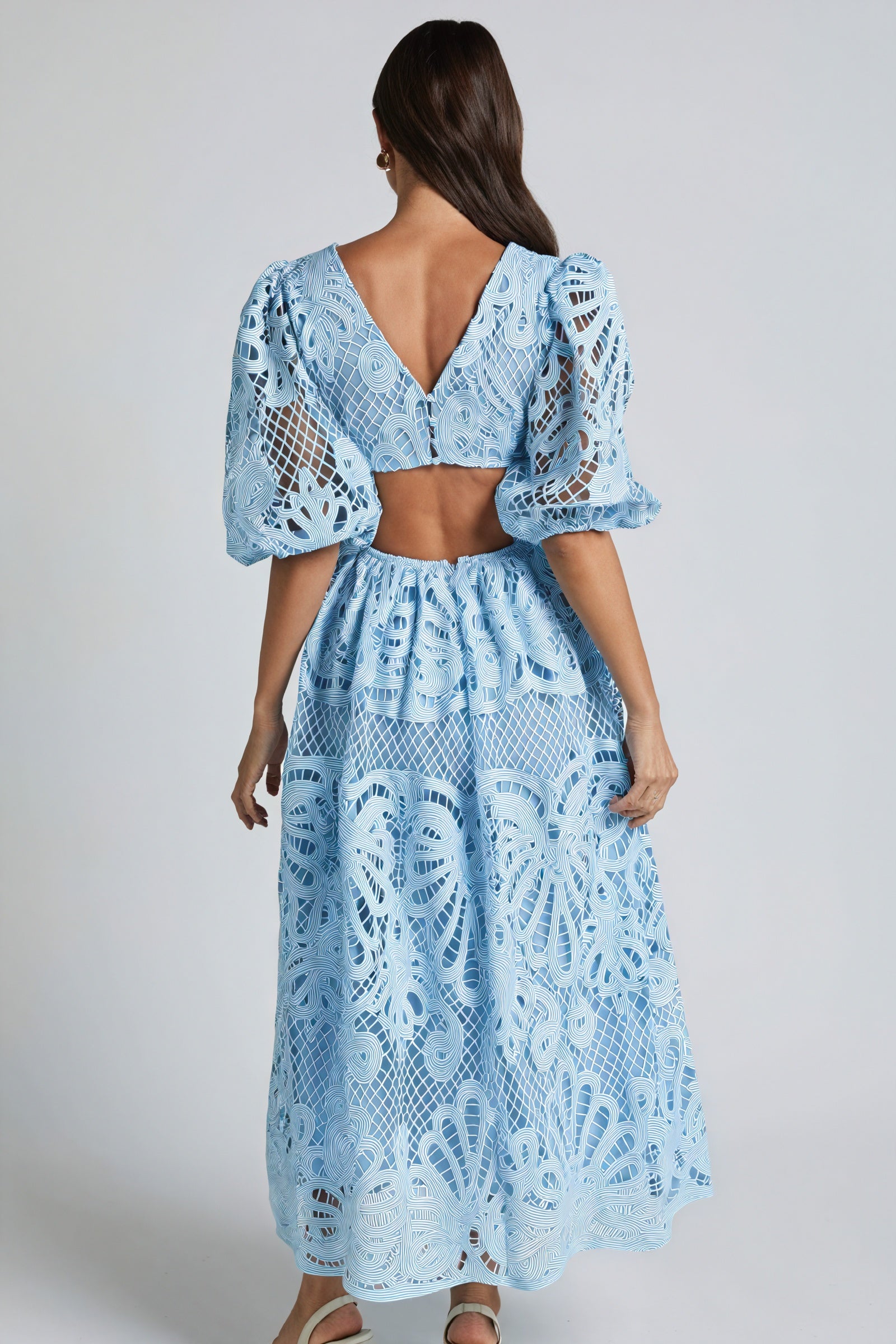 Abito Midi con Dettagli Laser Cut