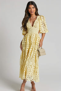 Abito Midi con Dettagli Laser Cut
