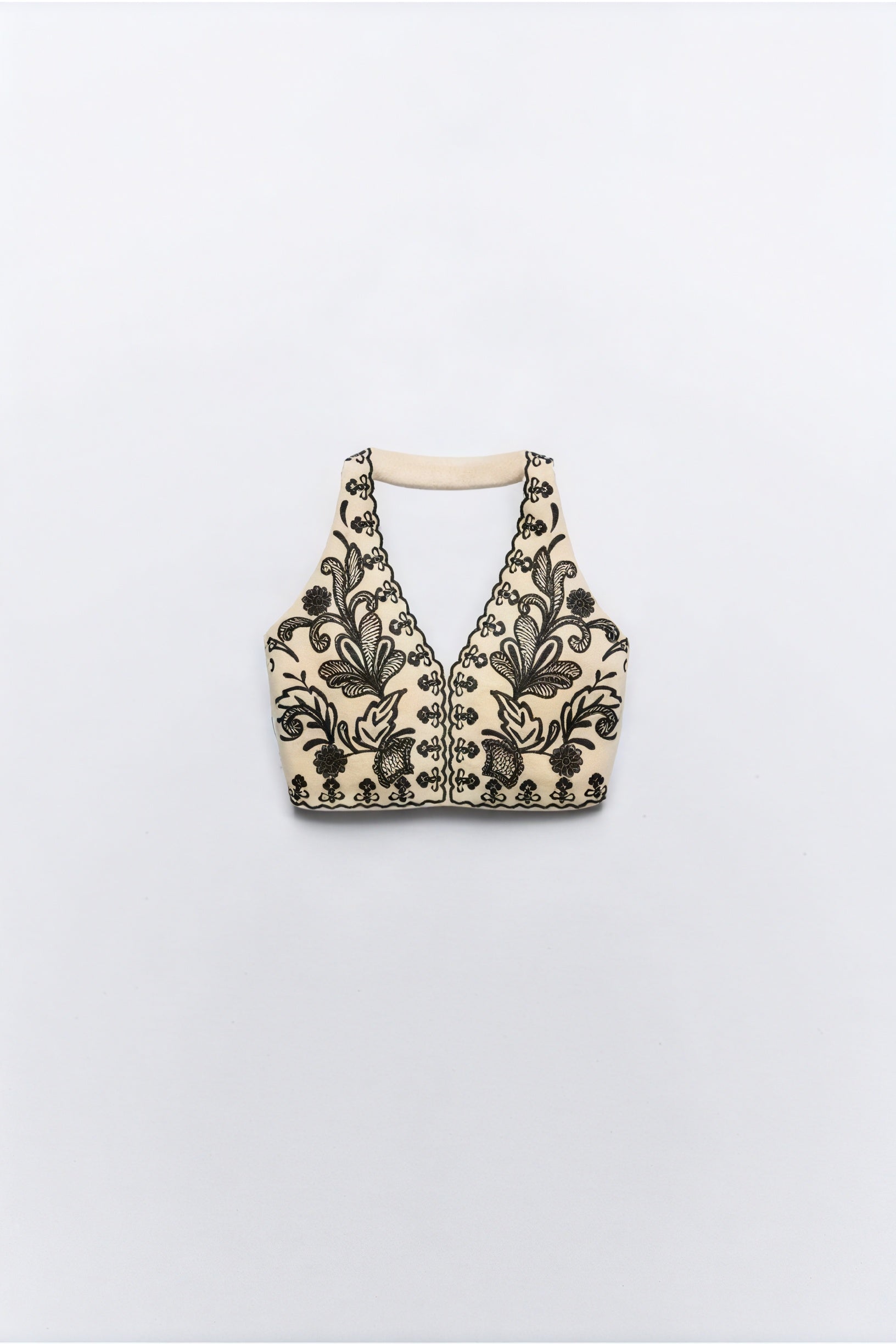 Top Halter Ricamato e Gonna, Stile Bohemien