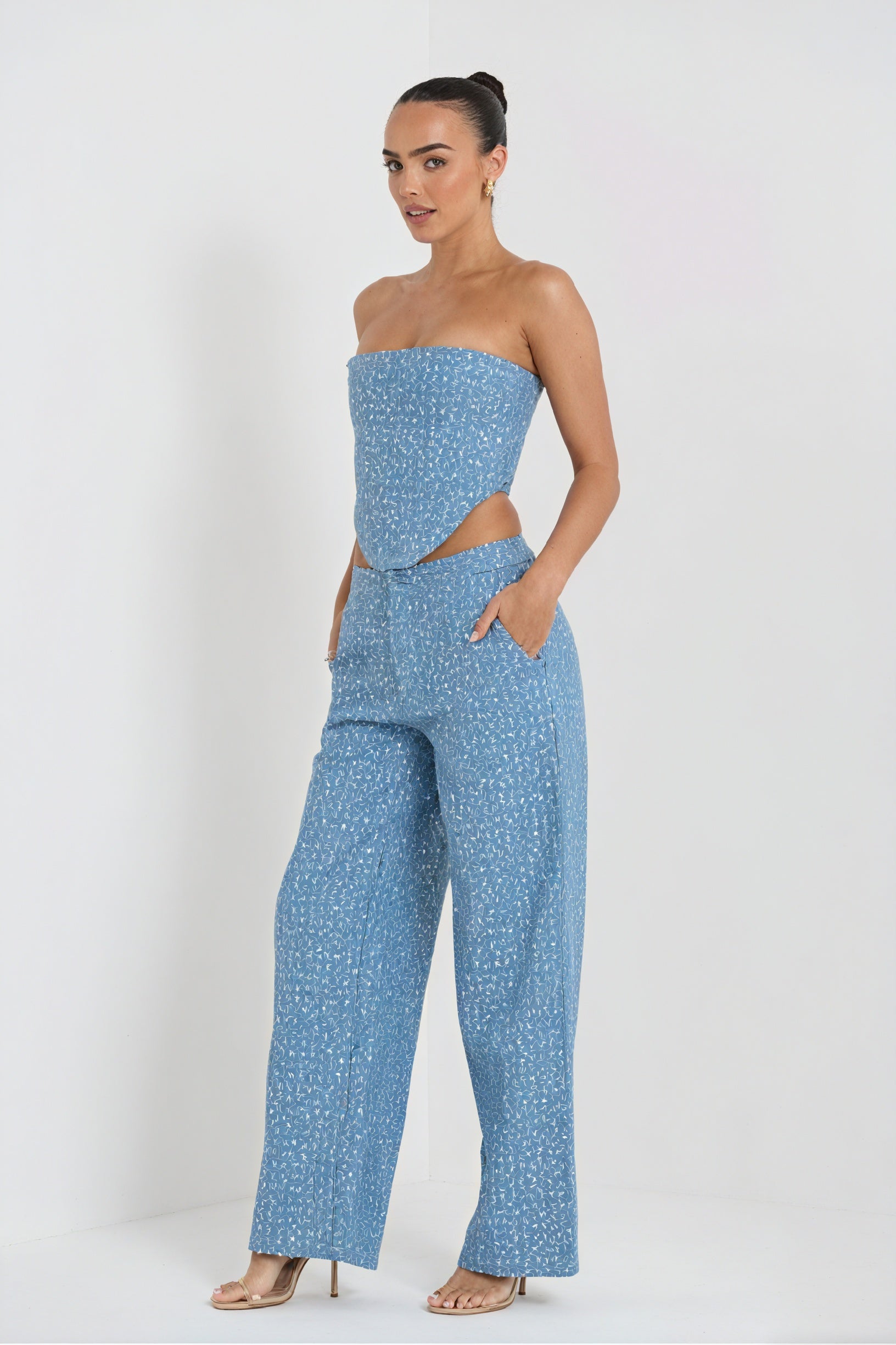 Completo Elegante con Paillettes