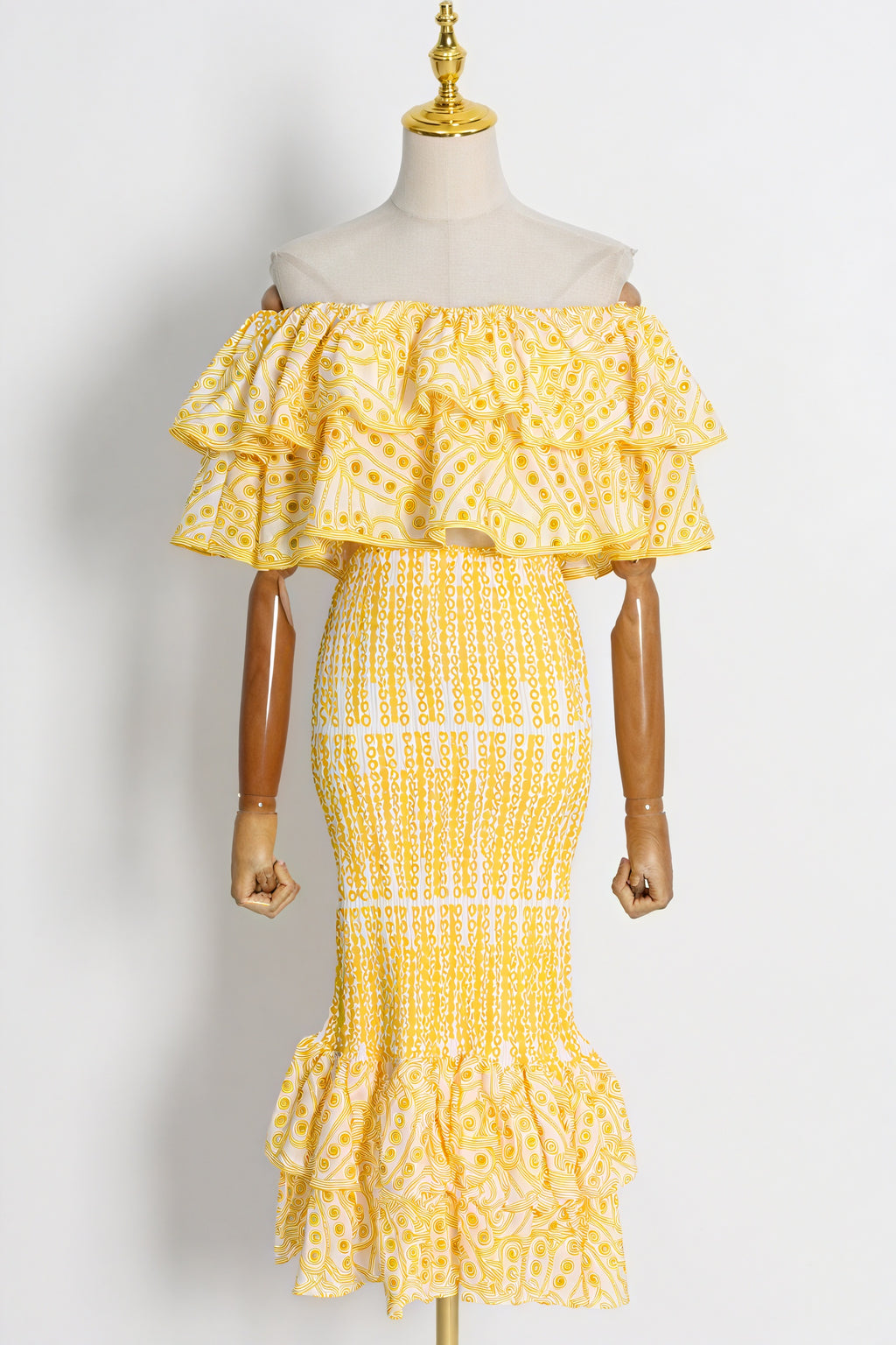 Eleganza Estiva: Top & Gonna con Volant